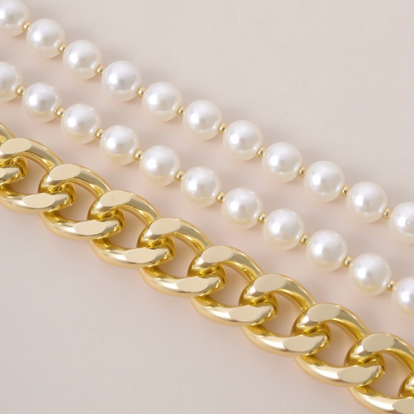 Chunky Gold Chain & Pearl Choker Necklace Set - Picture 6 of 7